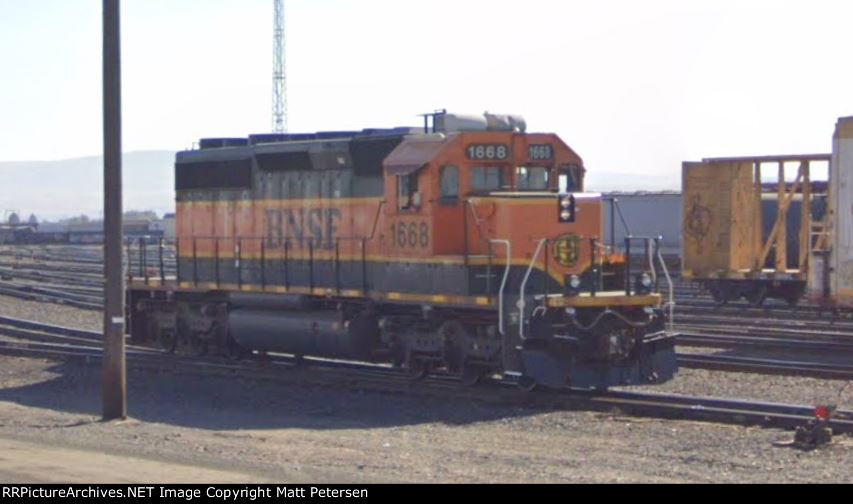 BNSF 1668